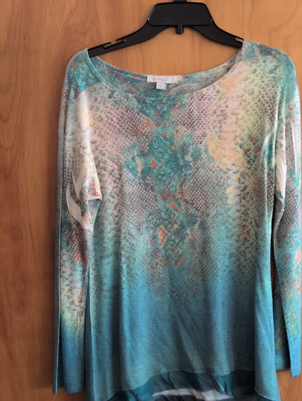 Harlow Zee Teal Multi-Color Snake-Print Long Sleeve Top